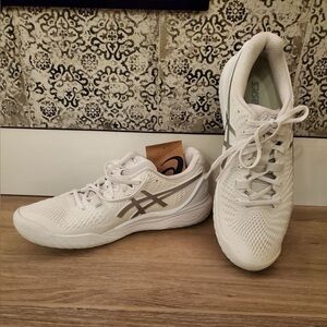 ASICS GEL-Resolution Court Shoes